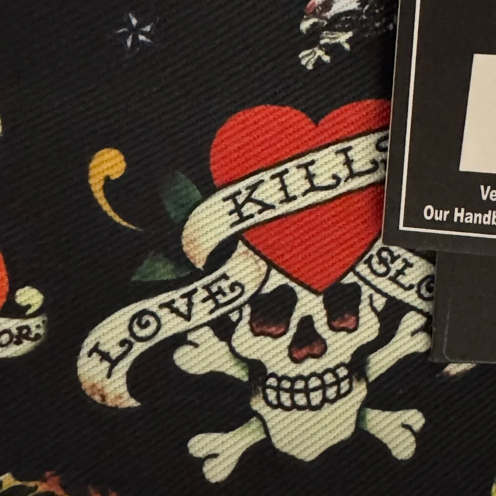 NWT Ed Hardy Eve Print Graphic Tote w/Chain (16”x10”bag size) w/zip - Picture 7 of 10